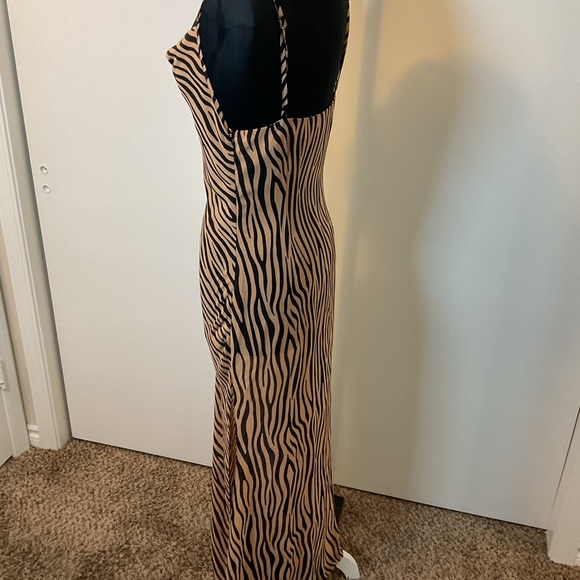 14. Nasty Gal Zebra Print Cowl Neck Swim Coverup - Brown and Black Size 6 - Picture 7 of 10